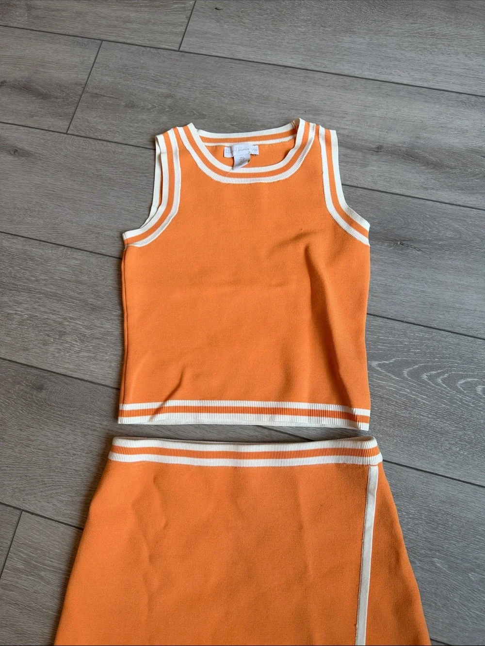 House of Harlow 1960 Orange Crop Top & Mini Skirt Set with White Trim size small